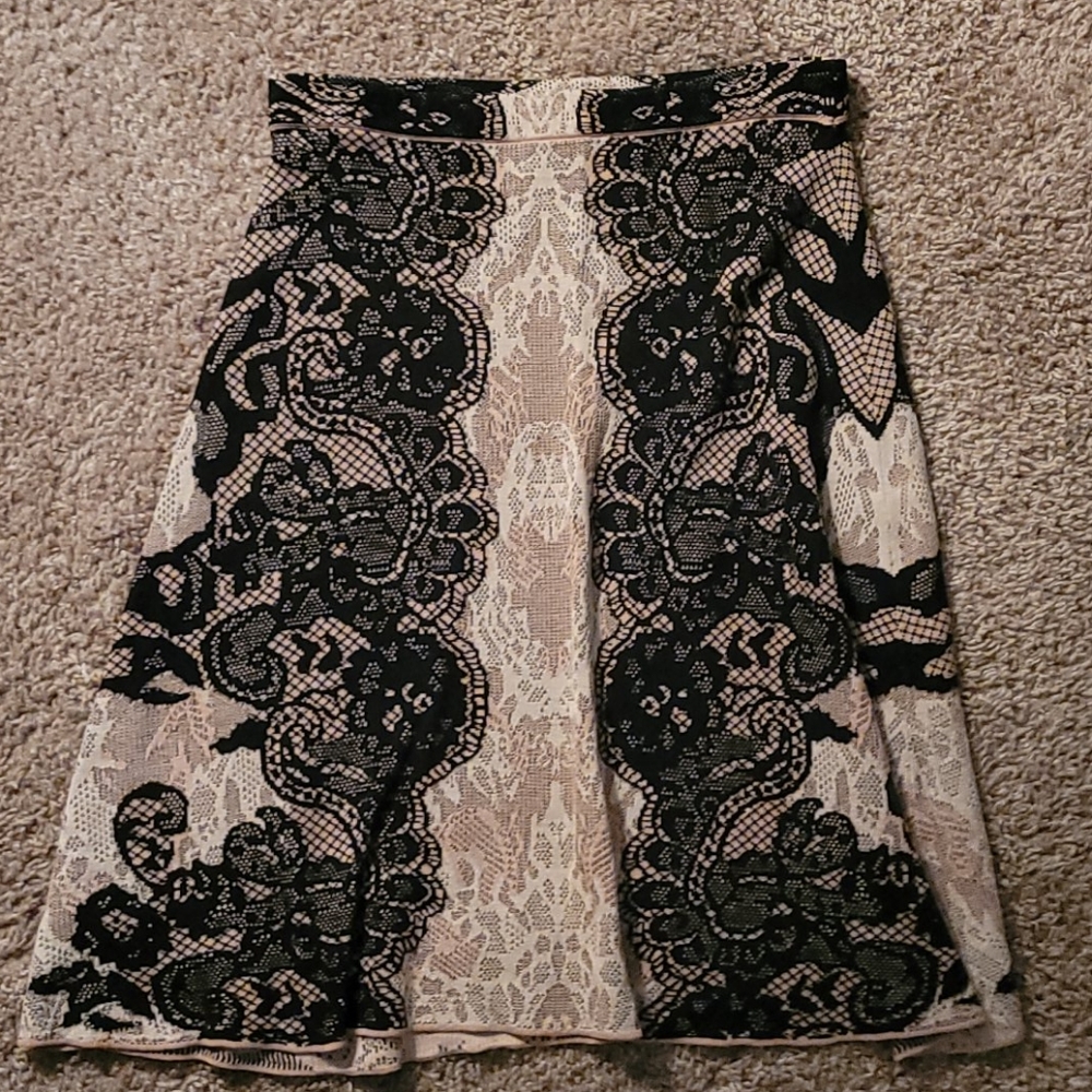 BCBG Maxaria aline soft skirt S